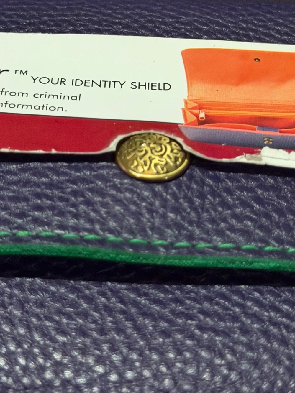 mundi tag worn